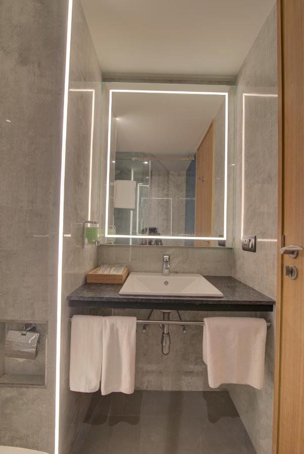 7 Apple Hotel Nashik Dış mekan fotoğraf
