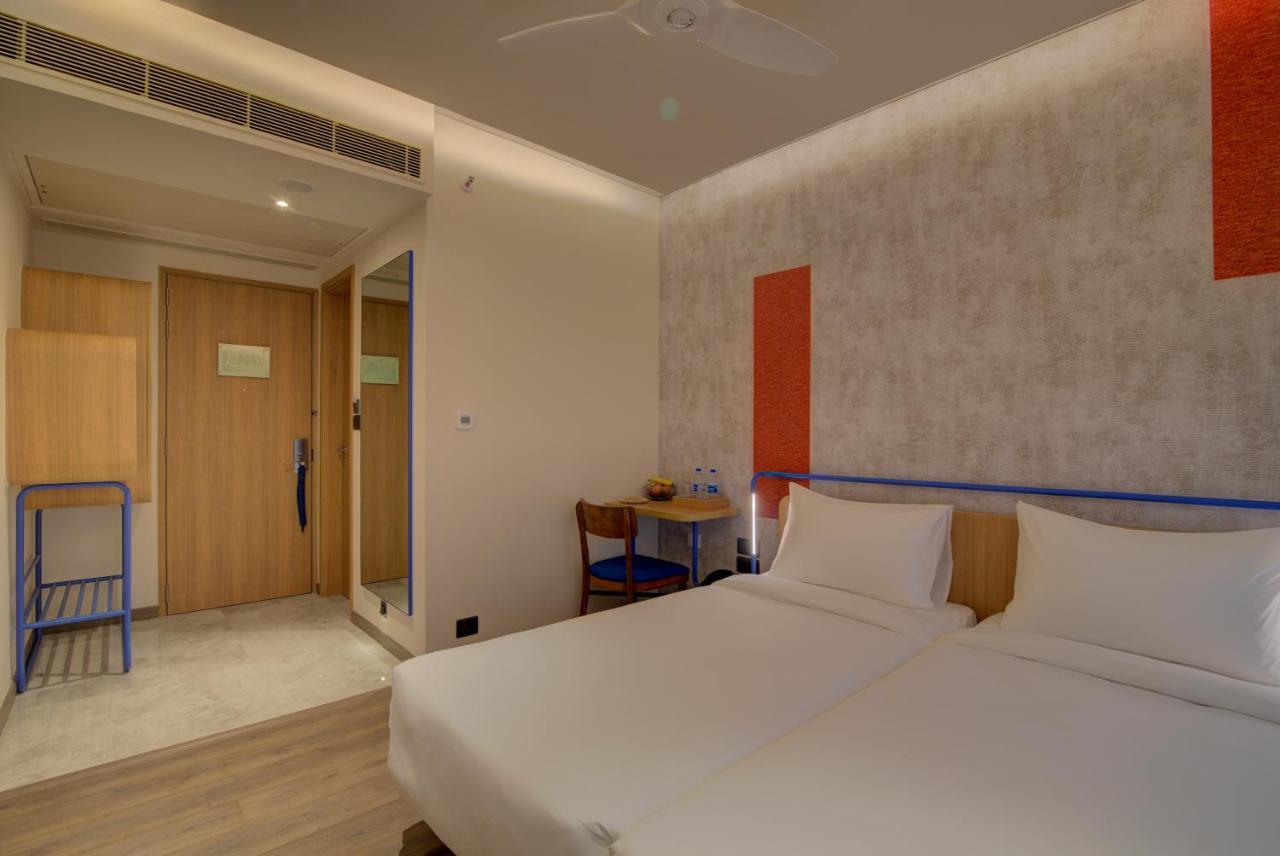7 Apple Hotel Nashik Dış mekan fotoğraf